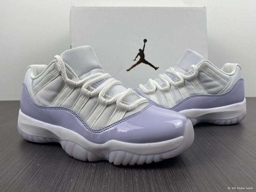 Low AH7860-101 “Pure Violet” Jordan Air 11 0517
